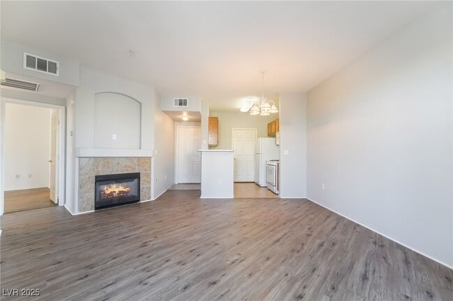 Photo - 7123 S Durango Dr Unit 204