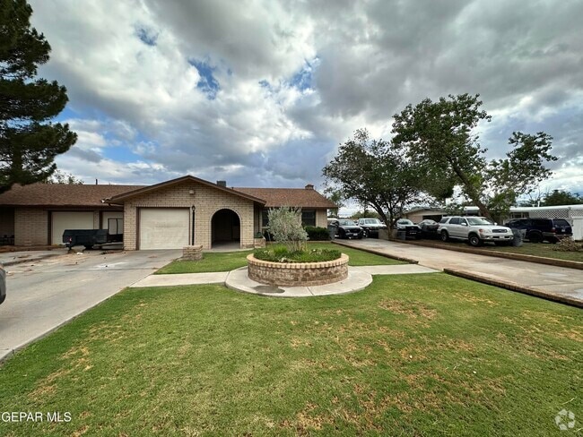 Building Photo - 815 Del Mar Dr Rental
