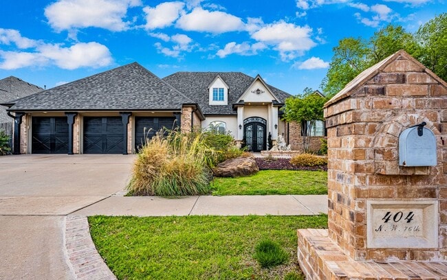 Building Photo - 404 NW 76th- Hot new listing!