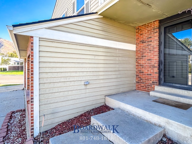 Photo - Remodeled & Ready 5 bed in Sandy