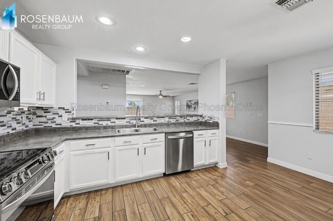 Photo - 45047 Bahia Dr