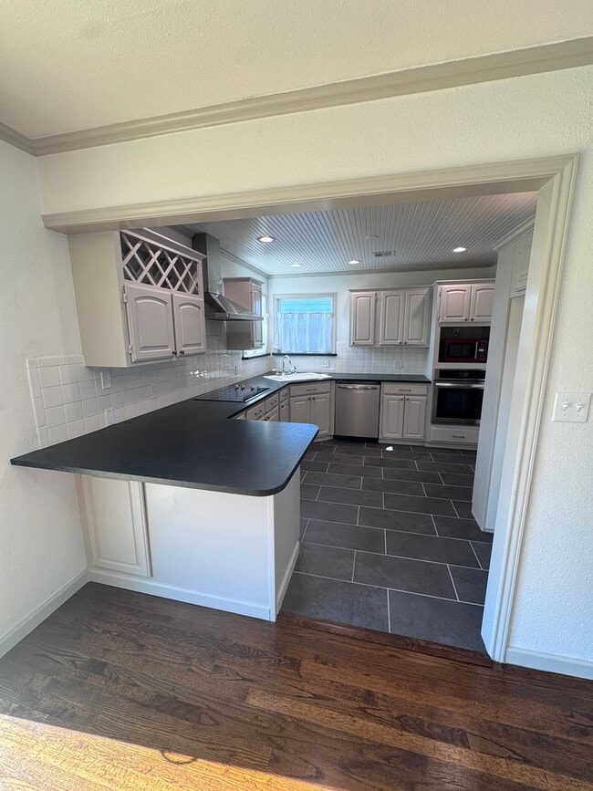 Photo - Updated Midtown Bungalow Charmer! 2 Bed 1 ...
