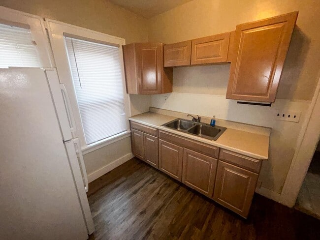 Photo - 390 E 162nd St