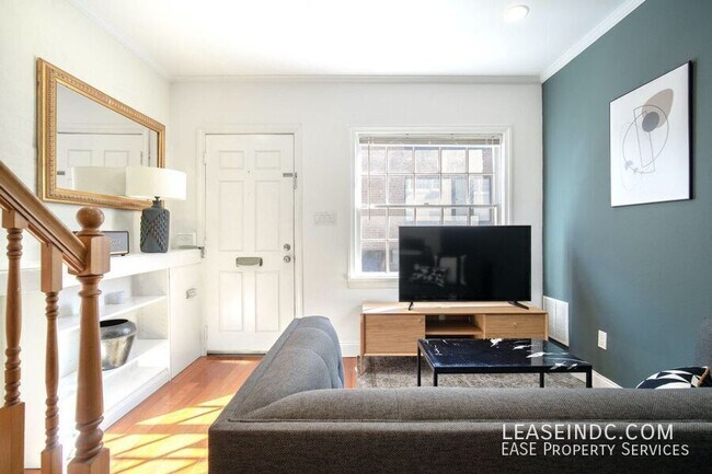 Photo - 3211 Cherry Hill Ln