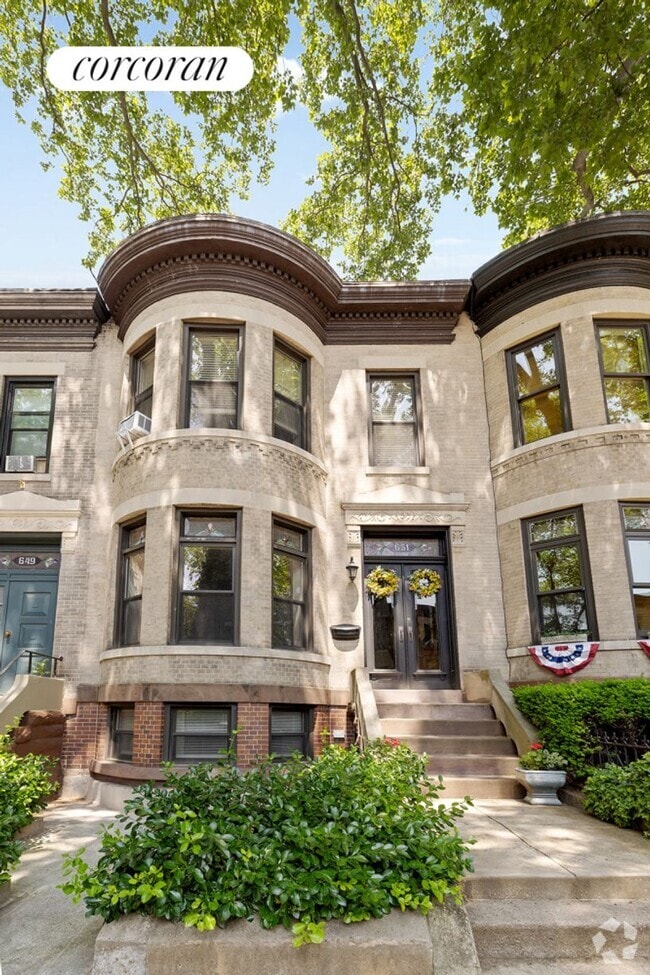 Building Photo - 651 76th St Rental