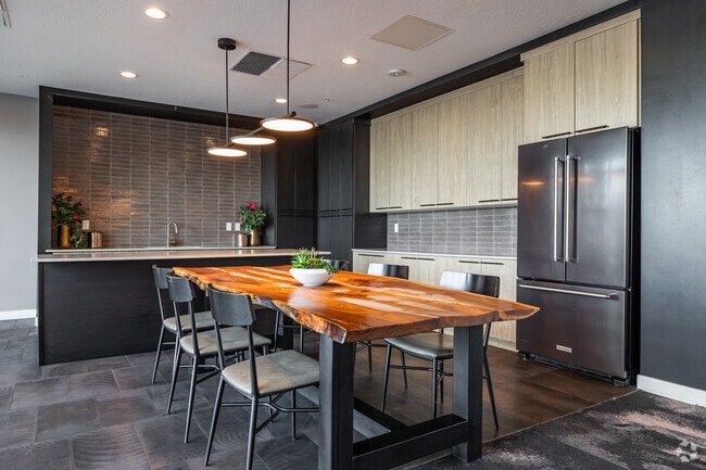 Casa club - Meadowbrook