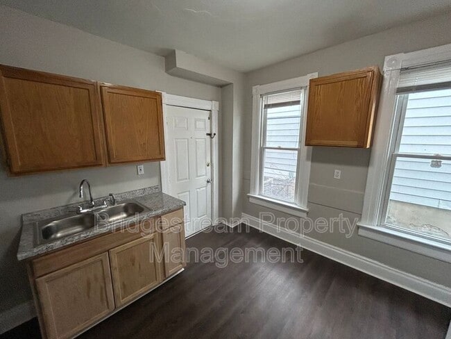 Photo - 38 Pioneer St