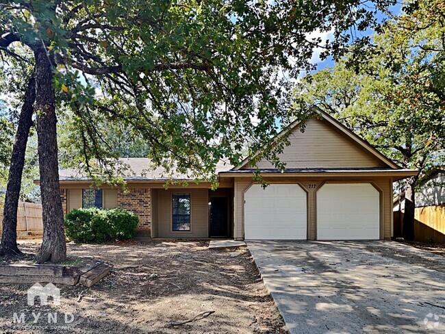 Building Photo - 717 Timberoaks Dr Rental