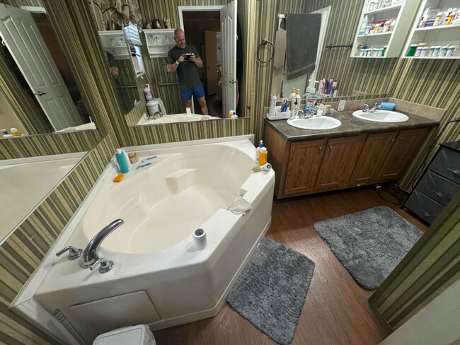 Building Photo - 17091 Swamp Rd Rental