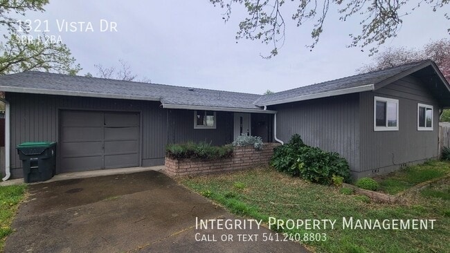 Photo - 1321 Vista Dr