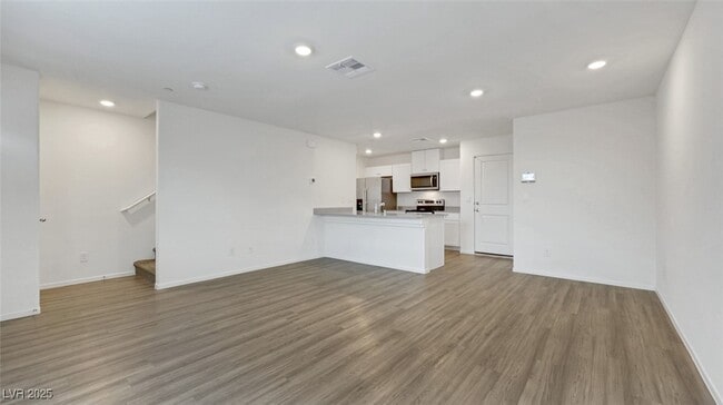 Photo - 3716 Celesta Vis Ave