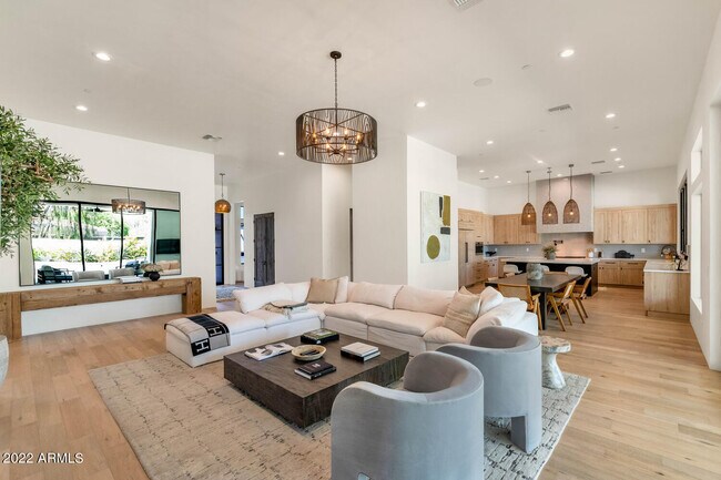 7566 E Sundown Ct