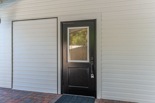 Photo - Peaceful Retreat! Just minutes from Niceville!