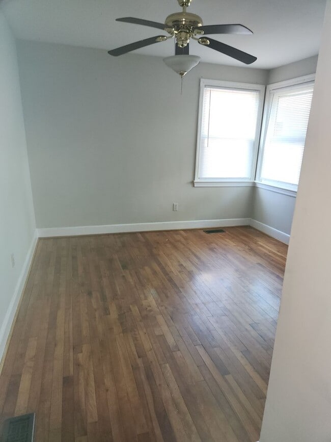 Photo - Charming 3 Bedroom 1 Bath