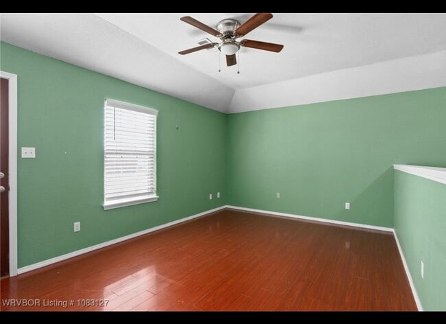 Photo - 2410 Ridgeway Ln