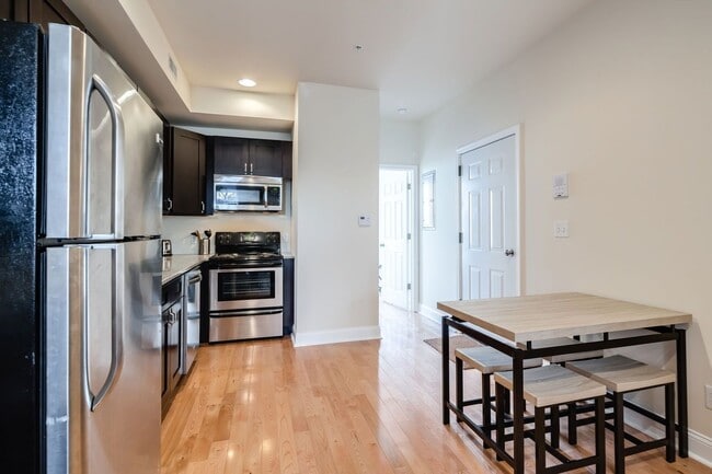 Photo - 2551 Grays Ferry Ave