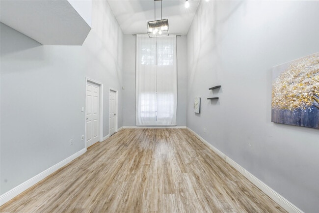 Photo - 214 City View Dr