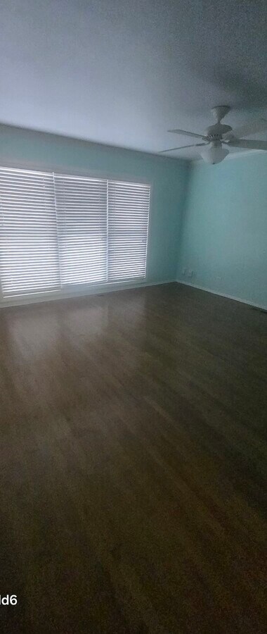 Photo - 550 Washington Blvd