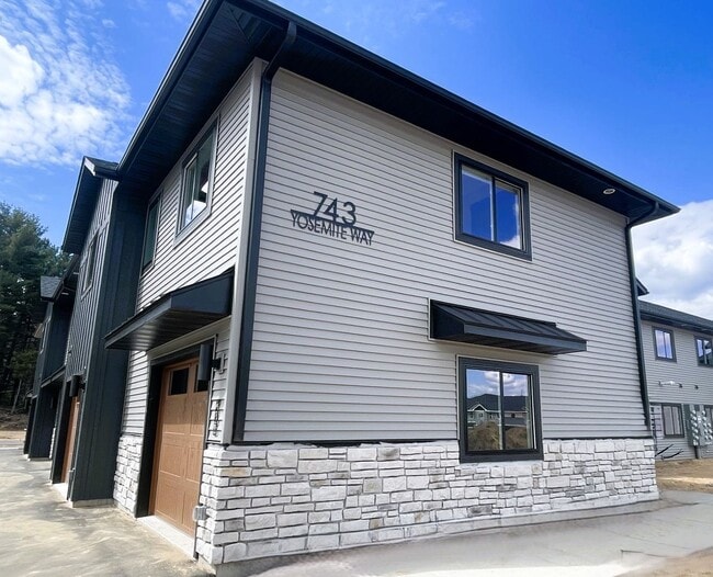 Photo - Bartlett Crossing