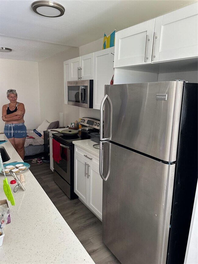 Photo - 1100 NE 1st Ct Unit 313