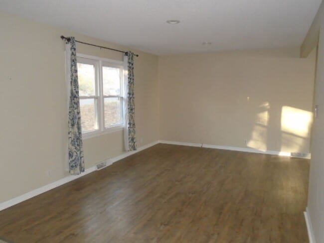 Photo - 200 N Delaware Ave