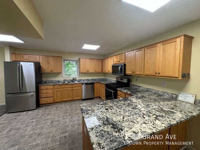 Photo - 1528 Grand Ave