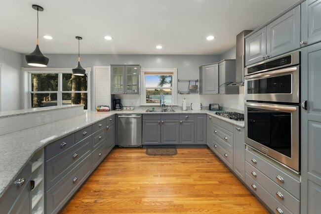 Photo - 20 E Dalby Rd