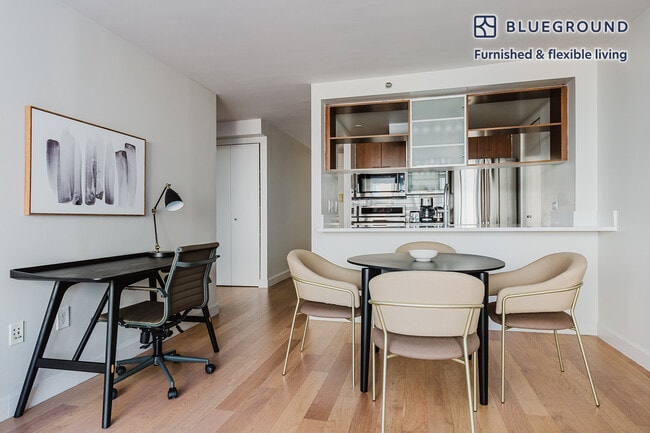 130 W 15th St Unit SI FL6-ID1603