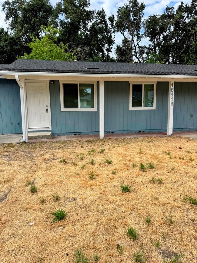 Building Photo - 16116 Mistletoe Ln Unit 1