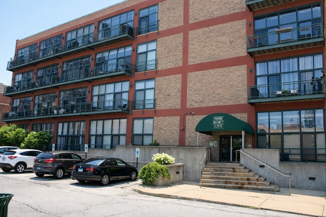 Building Photo - 1727 S Indiana Ave Unit 212