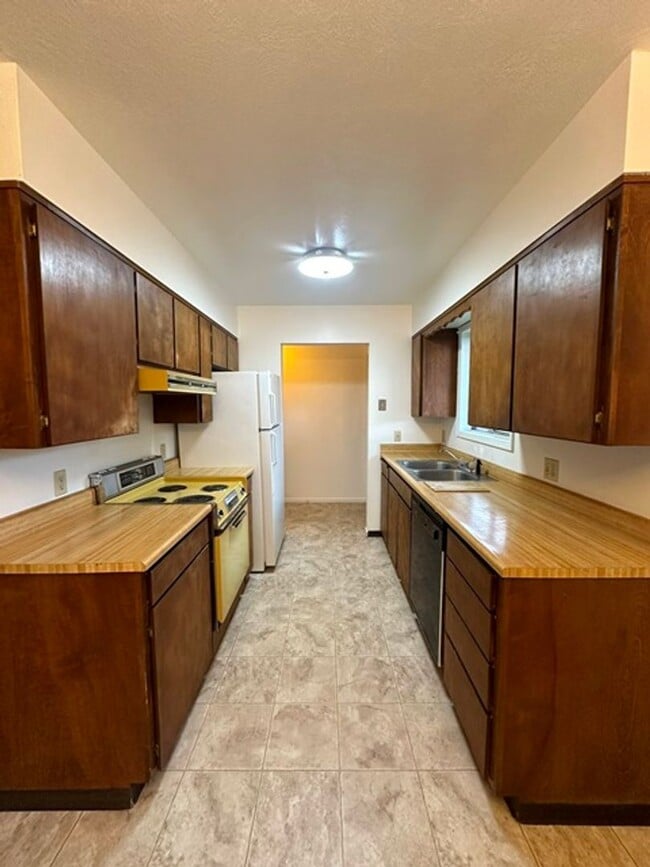 Photo - 118 N Williams Ave
