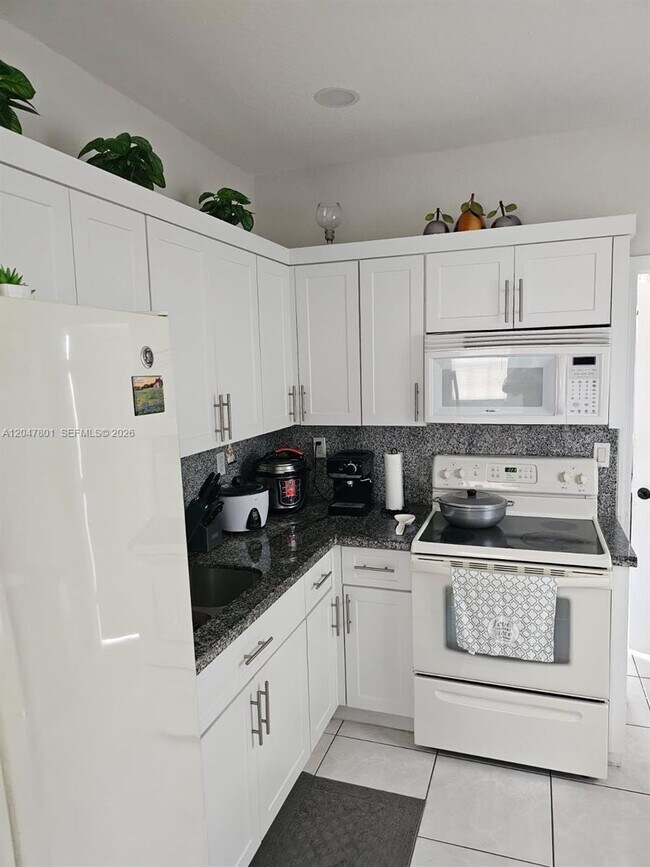 Photo - 7565 N Augusta Dr Unit 7567