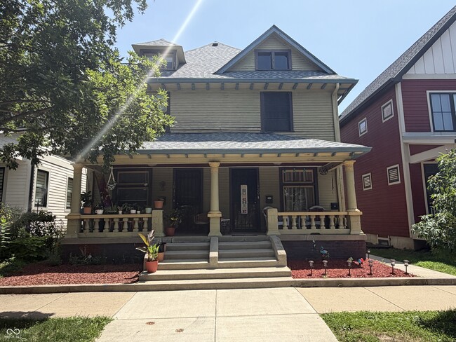 Photo - 1839 Talbott St