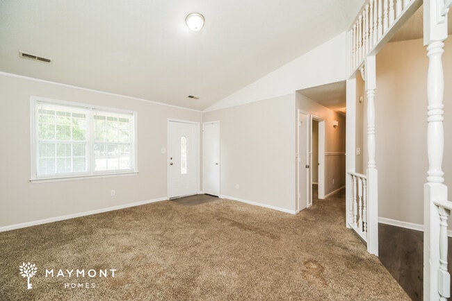 Photo - 301 Bluebell Ave
