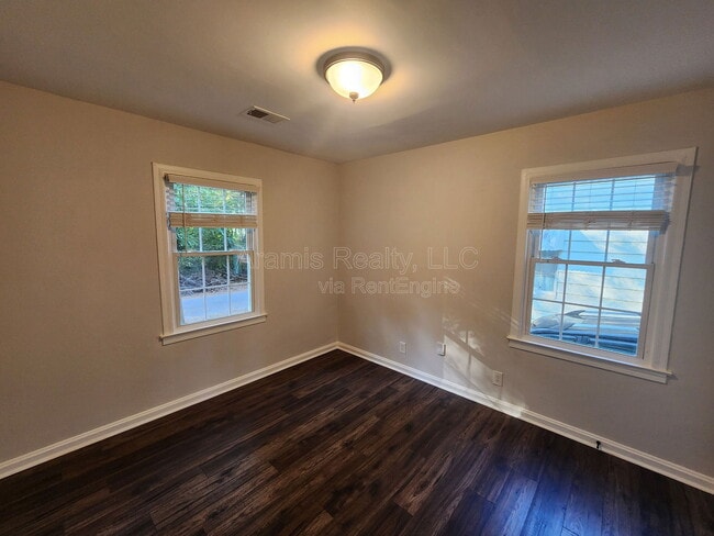 Photo - 2992 Palm Dr