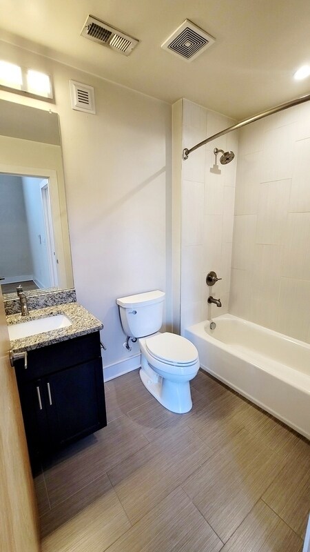 Photo - 1 S 5th St Unidad 101