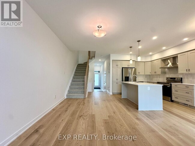 Photo - 171 Bliss Cres