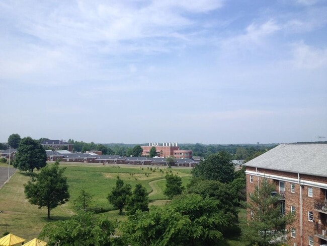 Photo - Spacious One Bedroom/One Bathroom Apartment in Montpelier Village with Panoramic Balcony Views wi...