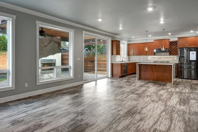 Photo - 12206 Densmore Ave N