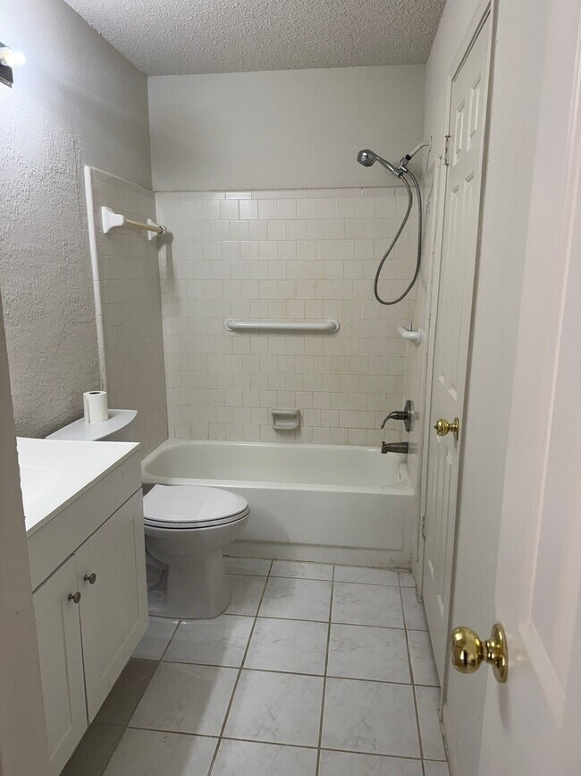 Photo - 3010 Mesquite Dr