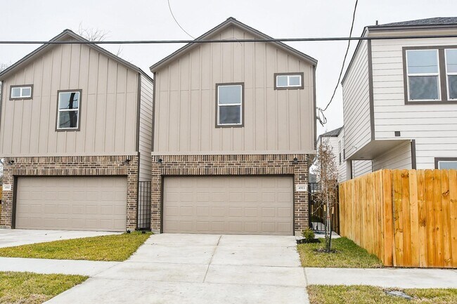 Photo - 4913 Nichols St