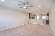 2BR, 1BA - 900SF
