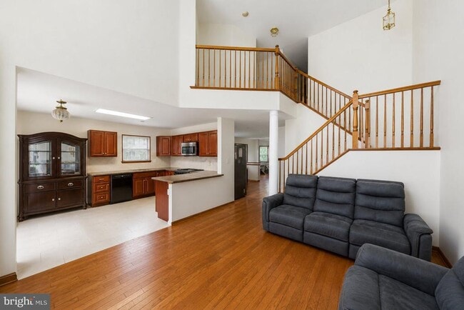 Photo - 101 Wellington Park Dr