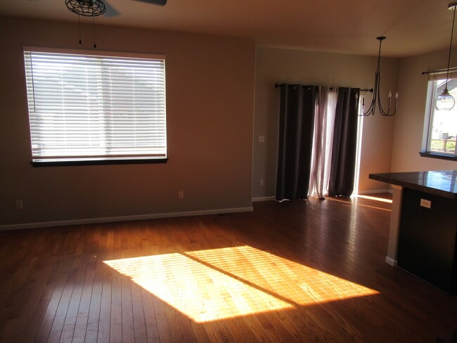 Photo - 8007 Briarthorn Ln