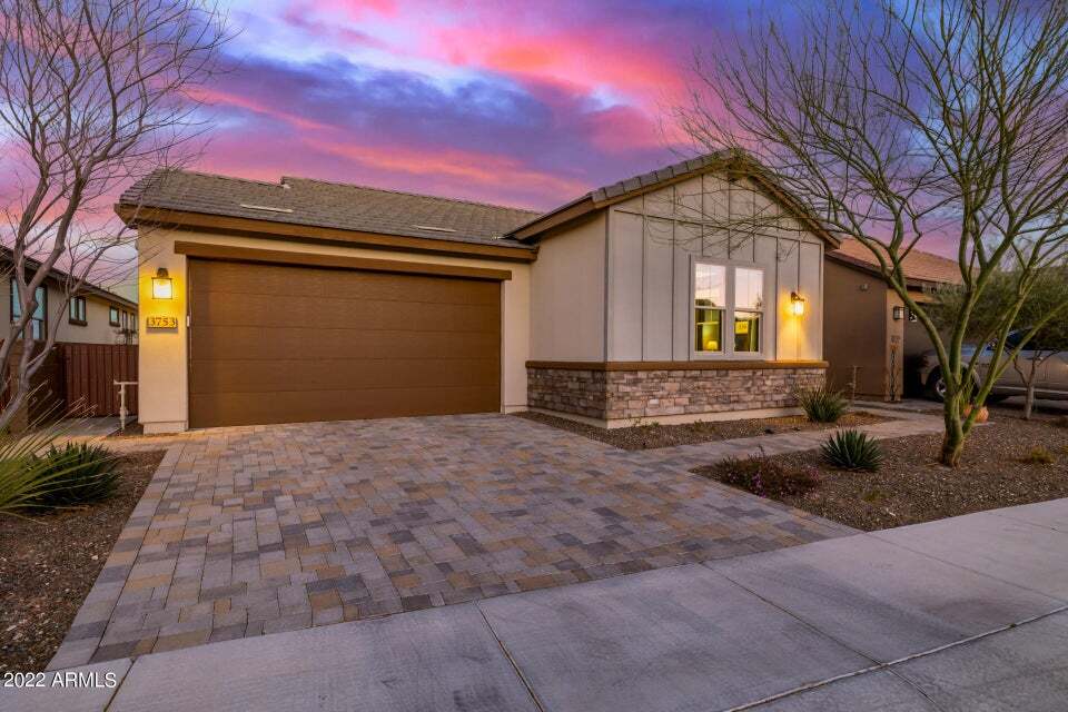 Photo - 3753 Goldmine Cyn Wy