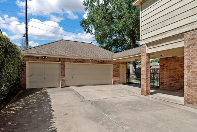 Photo - 14231 Championship Ln