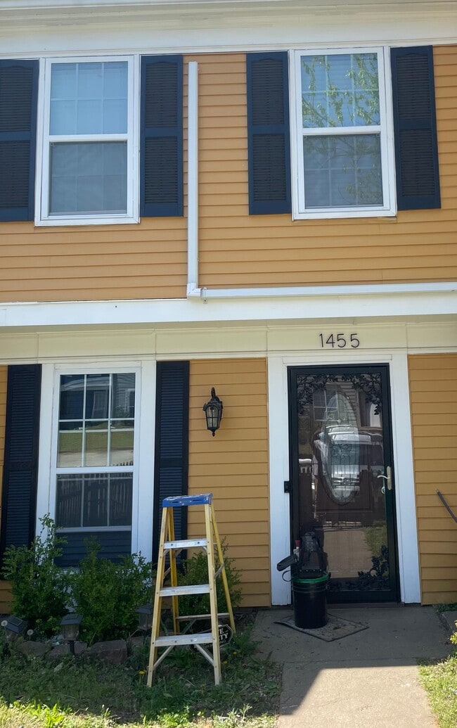 Building Photo - 1455 Inverness Dr Rental