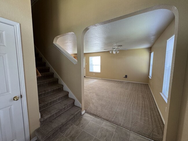 Photo - 1312 Saddle Dr