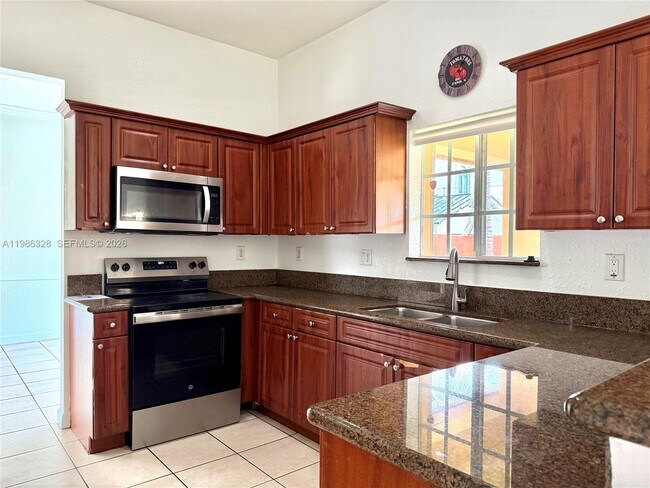 Photo - 20336 SW 87th Pl