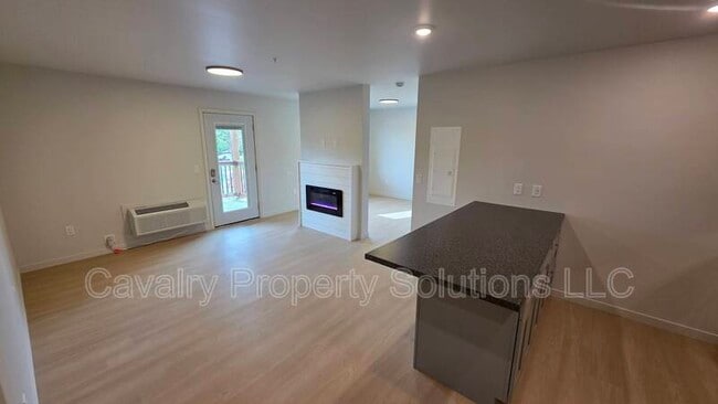 Building Photo - 1221 Commonwealth Ave Unit New Rent Special!!! Rental